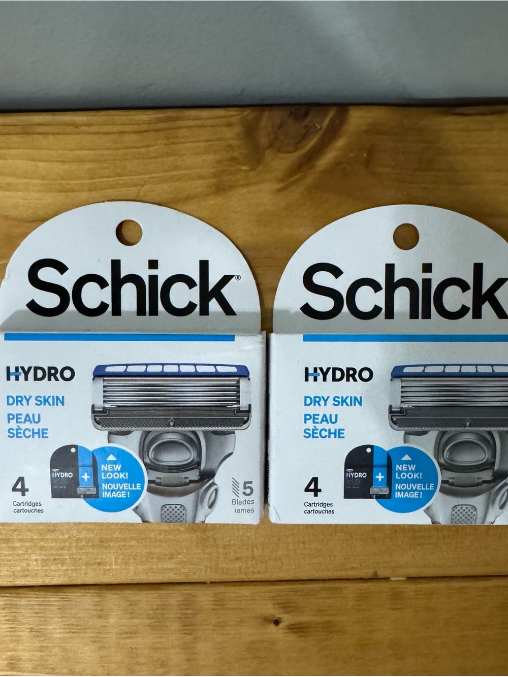 Schick Hydro Razor Blade Cartridges - Blue & Silver - 8 Count
